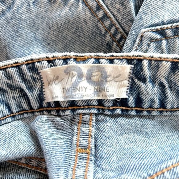 We the Free My Own Lane Distressed Light Wash Bootcut Straight Jeans, Size 29 - Picture 12 of 14